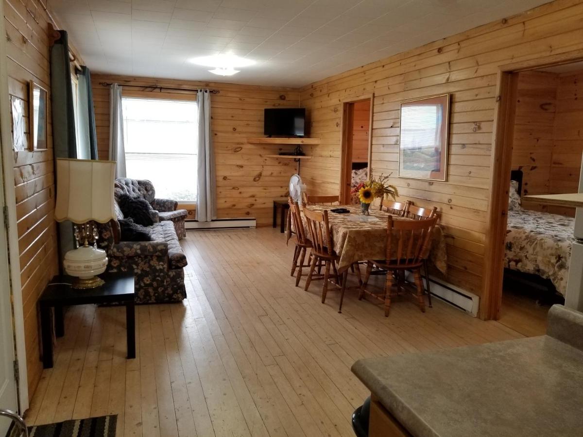 Blue Spruces Cottages Hampton 외부 사진