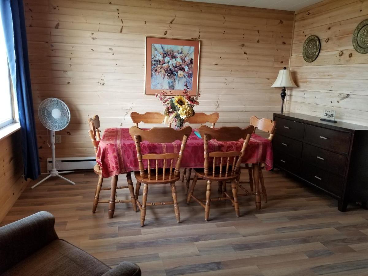 Blue Spruces Cottages Hampton 외부 사진