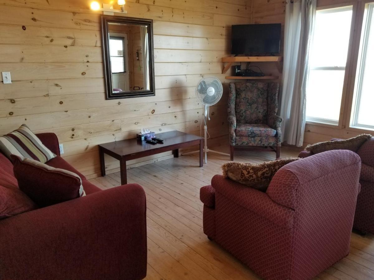 Blue Spruces Cottages Hampton 외부 사진