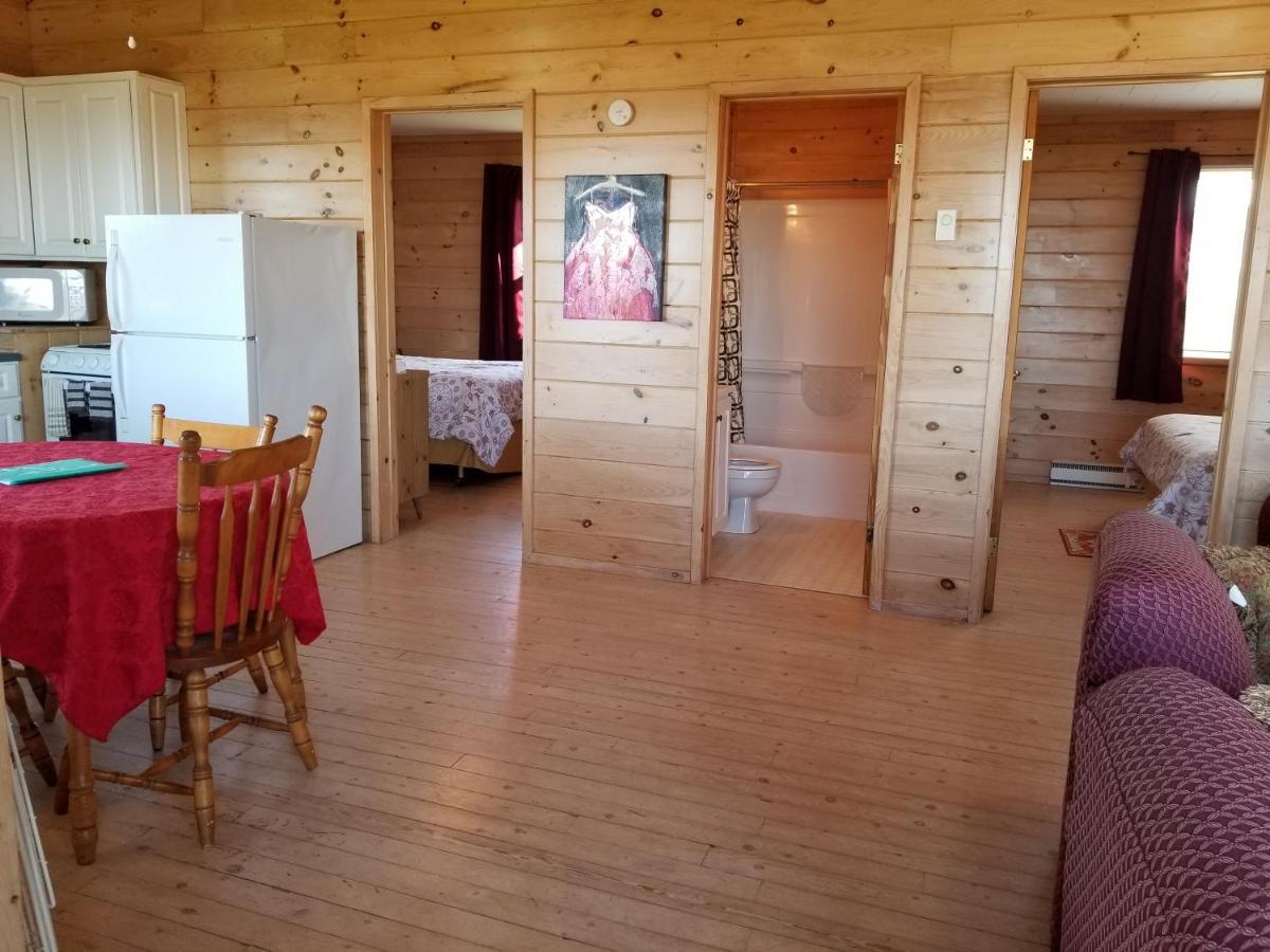 Blue Spruces Cottages Hampton 외부 사진