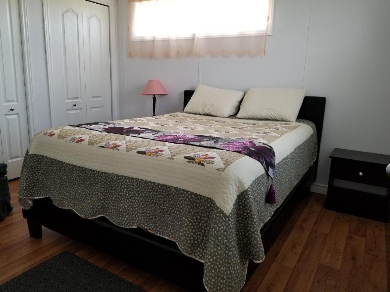 Blue Spruces Cottages Hampton 외부 사진