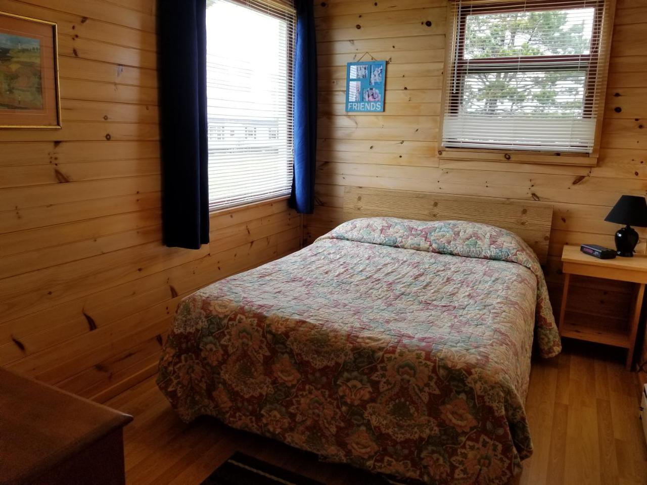 Blue Spruces Cottages Hampton 외부 사진