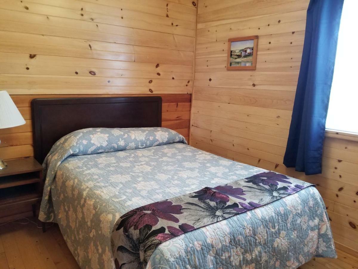 Blue Spruces Cottages Hampton 외부 사진