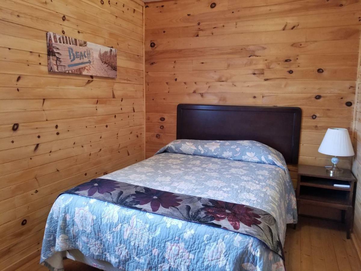 Blue Spruces Cottages Hampton 외부 사진