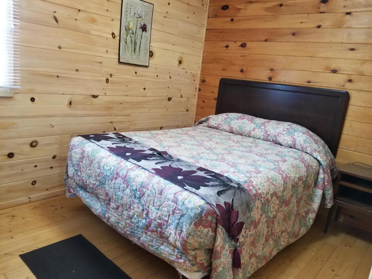 Blue Spruces Cottages Hampton 외부 사진